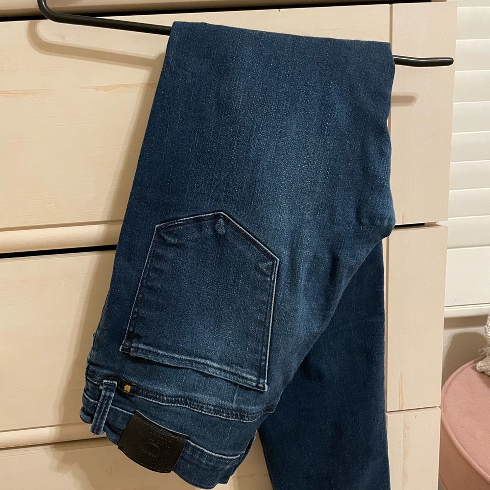 Size 6/28 Lucky Brand skinny jean - Picture 3 of 5